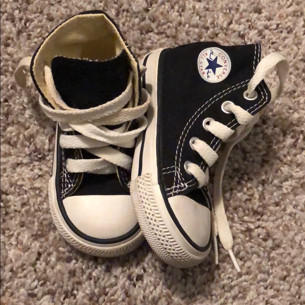 Black high top converse
